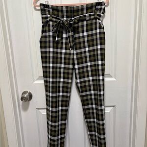 New York & Company Black, White, and Green Checkered Pants. High waisted